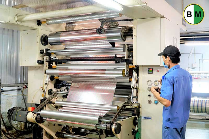 nhan-vien-bao-bi-binh-minh