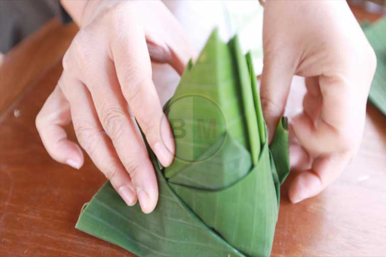 La-cay-la-hinh-thuc-dong-goi-so-khai-cua-lich-su-bao-bi