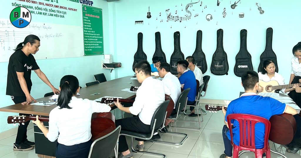 Câu lạc bộ văn nghệ cho CBCNV tại BMP